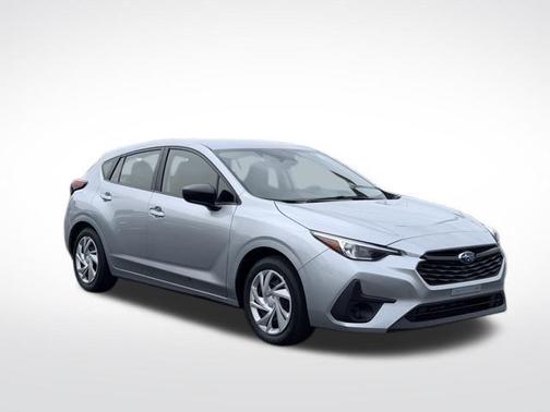 Ice Silver Metallic 2024 Subaru Impreza Base