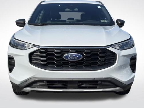 Silver Metallic 2025 Ford Escape ST-Line