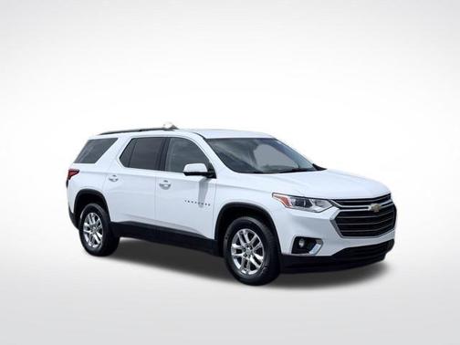 Summit White 2019 Chevrolet Traverse LT Cloth