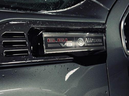 2024 GMC Sierra 2500 SLT