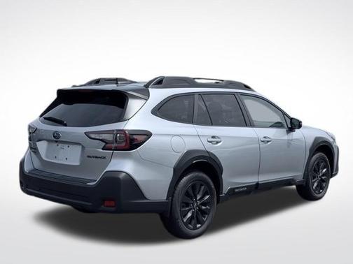 Ice Silver Metallic 2024 Subaru Outback Onyx Edition