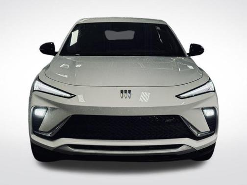 Summit White 2025 Buick Envista Sport Touring