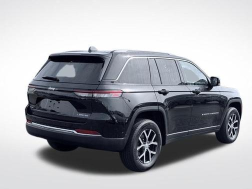 Diamond Black 2025 Jeep Grand Cherokee Limited