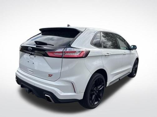 2022 Ford Edge ST