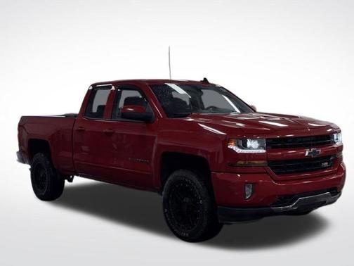 Red 2018 Chevrolet Silverado 1500 LT
