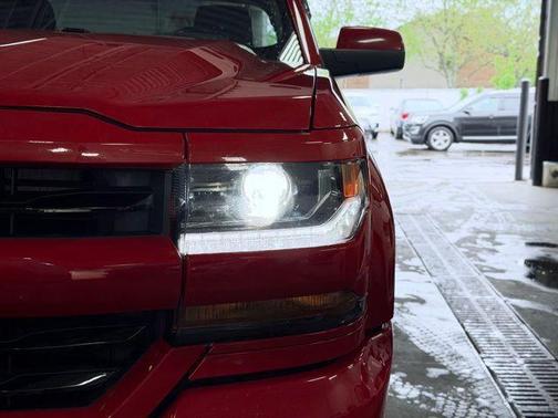 Red 2018 Chevrolet Silverado 1500 LT