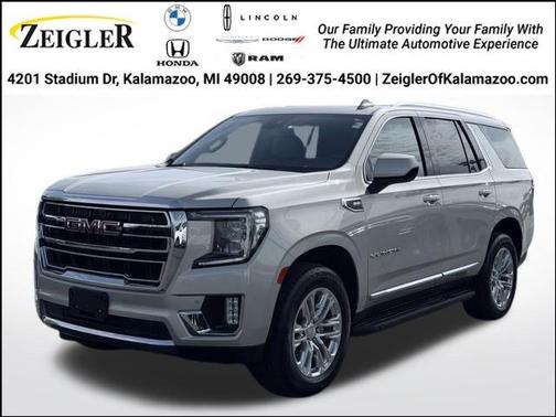 Beige Pearl Metallic 2023 GMC Yukon SLT