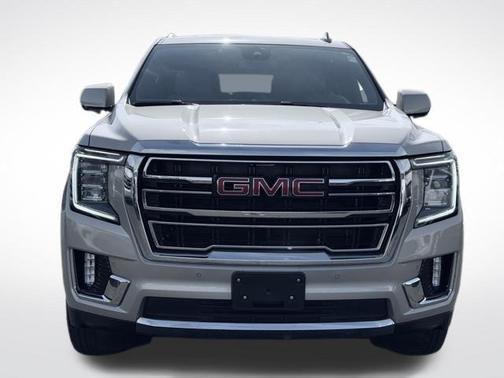 Beige Pearl Metallic 2023 GMC Yukon SLT