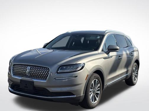 Sandstone Metallic 2023 Lincoln Nautilus Standard