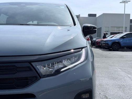 Crystal Black Pearl 2026 Honda Odyssey Sport-L
