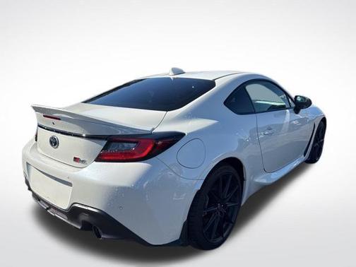 2024 Toyota GR86 Premium