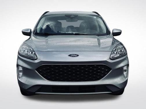 2022 Ford Escape Titanium Hybrid