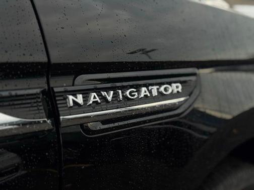 2022 Lincoln Navigator Black Label