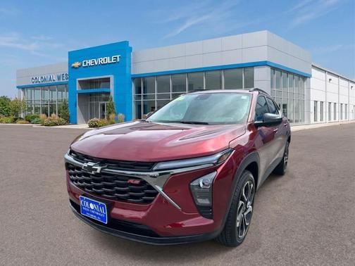 Crimson Metallic 2025 Chevrolet Trax 2RS