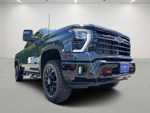 2025 Chevrolet Silverado 3500 LT