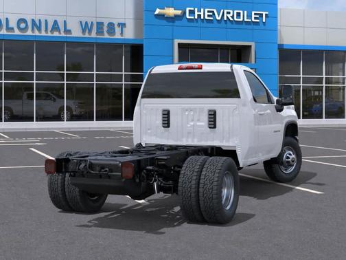 2025 Chevrolet Silverado 3500 WT