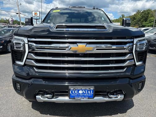 Black 2024 Chevrolet Silverado 2500 High Country