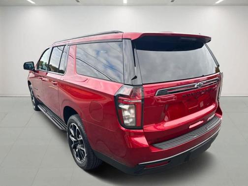 Radiant Red 2023 Chevrolet Suburban RST