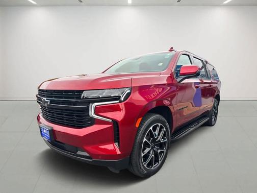 2023 Chevrolet Suburban RST