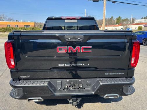 Onyx Black 2024 GMC Sierra 1500 Denali