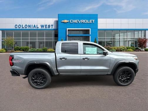 Sterling Gray Metallic 2026 Chevrolet Colorado Trail Boss