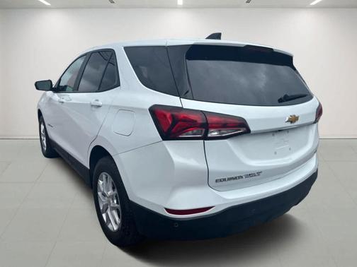Summit White 2024 Chevrolet Equinox LS