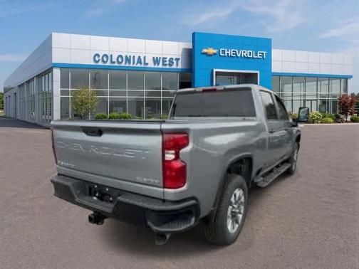 Sterling Gray Metallic 2026 Chevrolet Silverado 2500 Custom