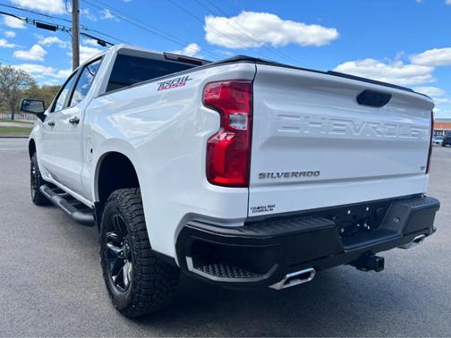 Summit White 2025 Chevrolet Silverado 1500 LT Trail Boss