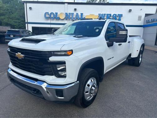 Summit White 2024 Chevrolet Silverado 3500 WT