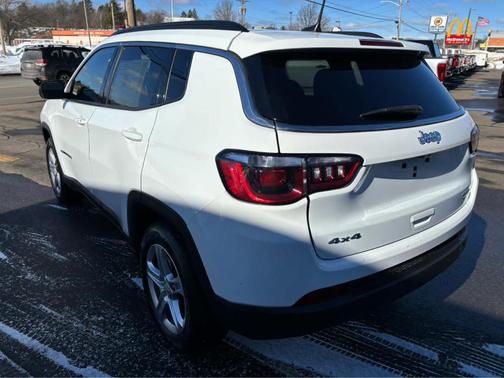 2024 Jeep Compass Latitude
