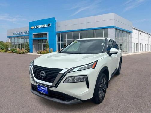 White 2023 Nissan Rogue SV