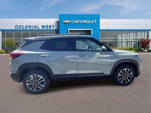 Green 2026 Chevrolet Trailblazer LT