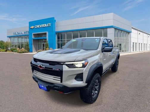 Sand Dune Metallic 2024 Chevrolet Colorado ZR2