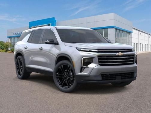 Sterling Gray Metallic 2026 Chevrolet Traverse LT