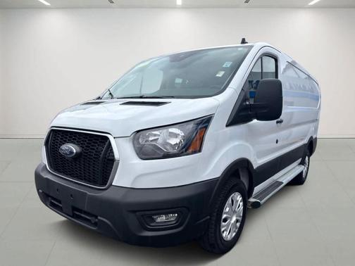 2024 Ford Transit-250 