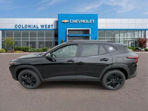 Mosaic Black Metallic 2026 Chevrolet Trax ACTIV