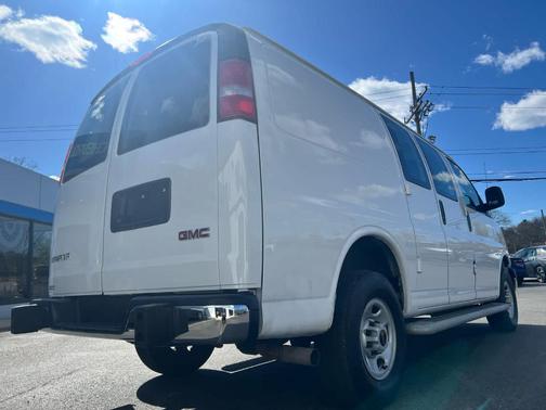 Summit White 2024 GMC Savana 2500 Work Van