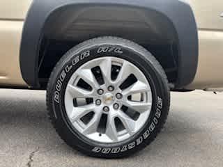 Sandstone Metallic 2005 Chevrolet Silverado 1500 LS