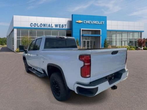 Polar White 2026 Chevrolet Silverado 2500 High Country