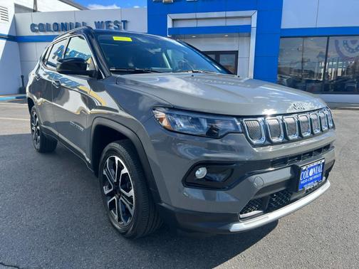 Sting Gray Clearcoat 2022 Jeep Compass Limited
