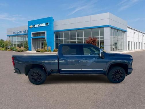 Lakeshore Blue Metallic 2026 Chevrolet Silverado 2500 High Country