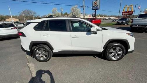 Ice 2024 Toyota RAV4 XLE