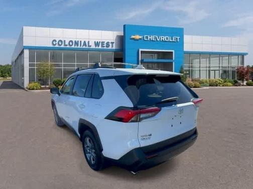Ice 2024 Toyota RAV4 XLE