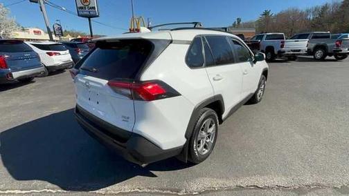 Ice 2024 Toyota RAV4 XLE