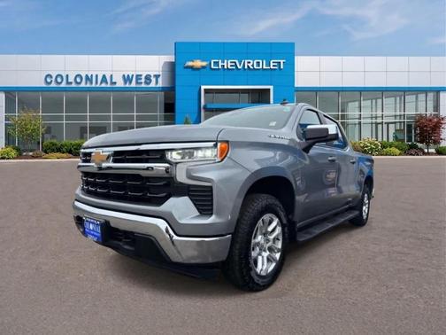 Sterling Gray Metallic 2024 Chevrolet Silverado 1500 LT