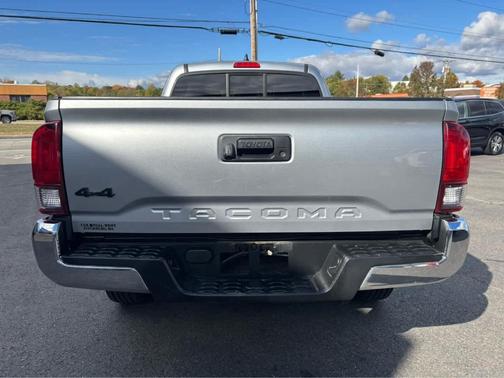 2022 Toyota Tacoma SR5