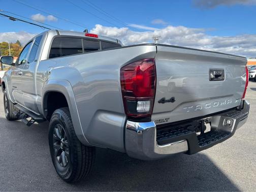 2022 Toyota Tacoma SR5