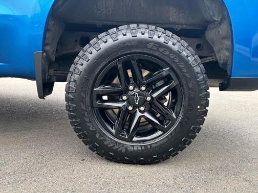 Glacier Blue Metallic 2023 Chevrolet Silverado 1500 LT Trail Boss