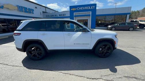 Bright White Clearcoat 2023 Jeep Grand Cherokee Limited