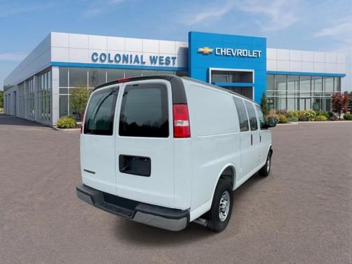 Summit White 2025 Chevrolet Express 2500 Work Van